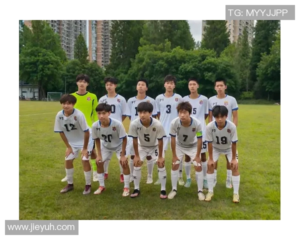 上海足球队耐力对比深度解析及其对比赛表现的影响分析